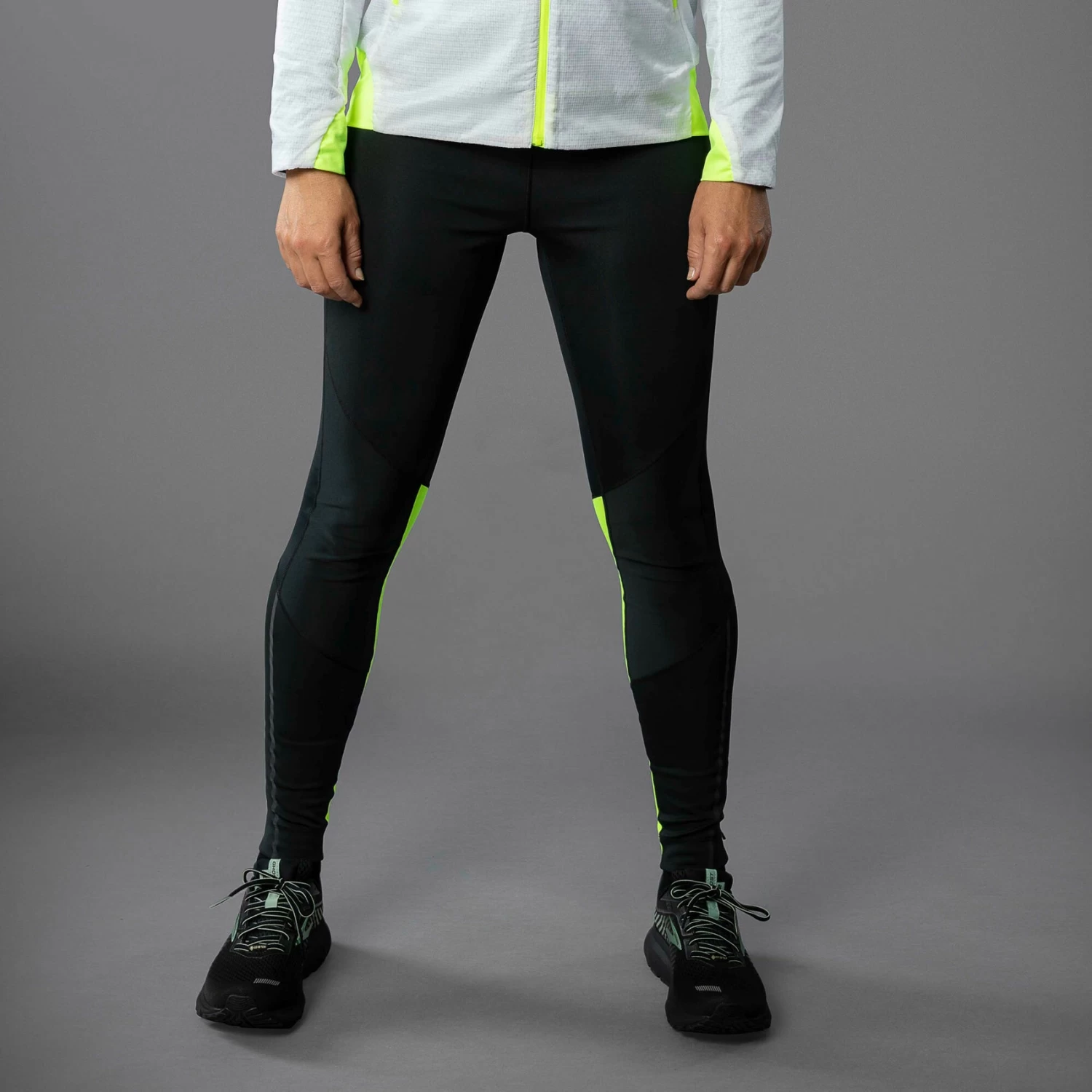 Gore Wear Women's R5 Women GORE-TEX INFINIUM™ Tight - Black 2 Gore Wear Women's R5 Women GORE-TEX INFINIUM™ Tight - Black - Image 2