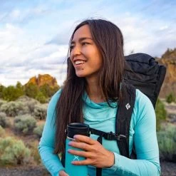 Hydro Flask 16 Oz Coffee With Flex Sip Lid - Dew 11 Hydro Flask 16 Oz Coffee With Flex Sip Lid - Dew -Sportswear Sales Store 16 oz coffee flex lid lifestyle