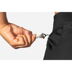 BROOKS Men's Sherpa 5" Short - Black 17 BROOKS Men's Sherpa 5" Short - Black -Sportswear Sales Store 211332 001 D4 Sherpa 5in Short