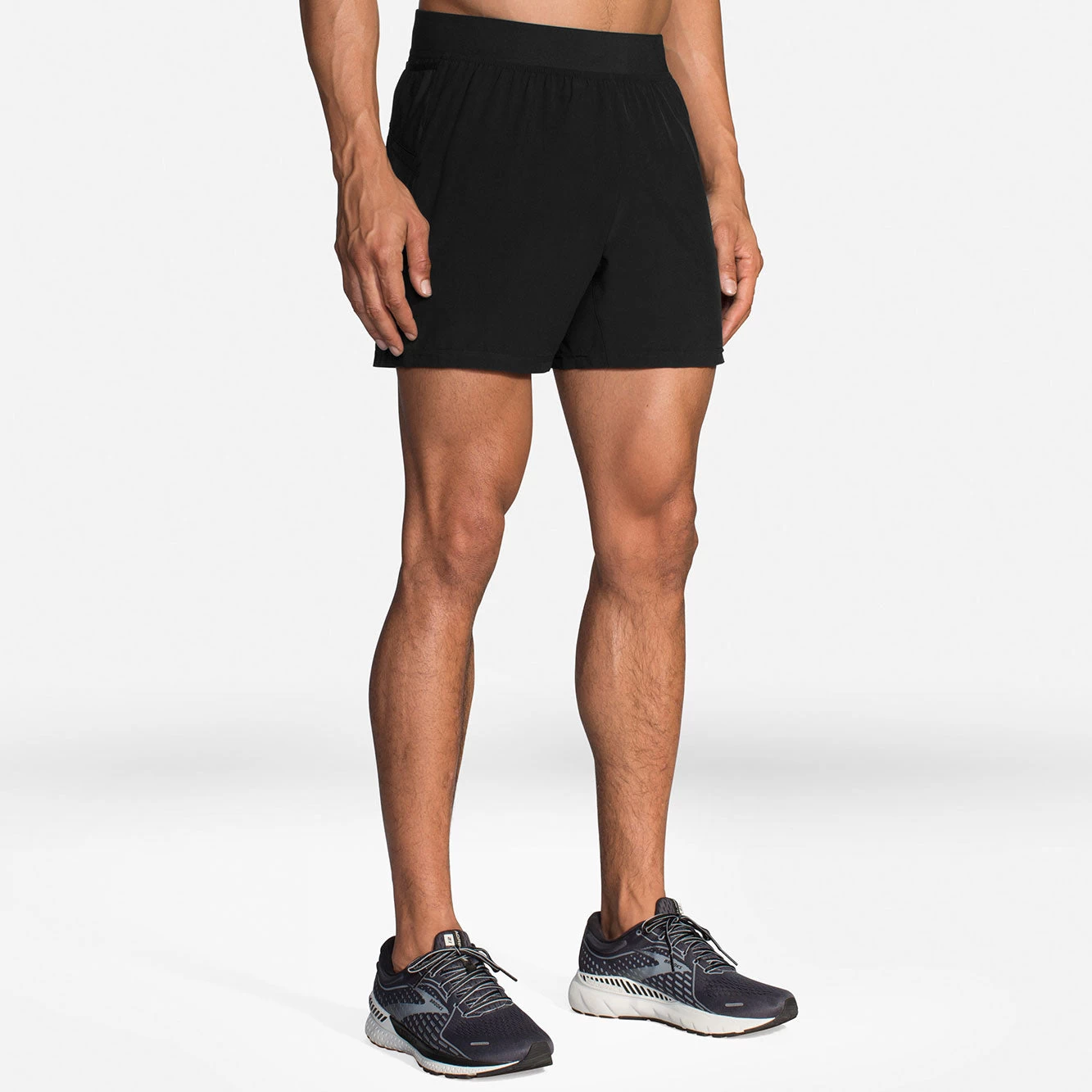 BROOKS Men's Sherpa 5" Short - Black 2 BROOKS Men's Sherpa 5" Short - Black - Image 2