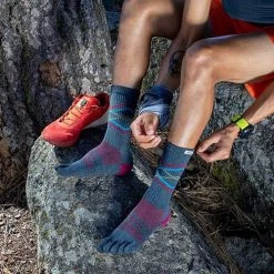Injinji Men's Trail Midweight Crew Sock- Peak -Sportswear Sales Store 213170 pek pdp lifestyle 1