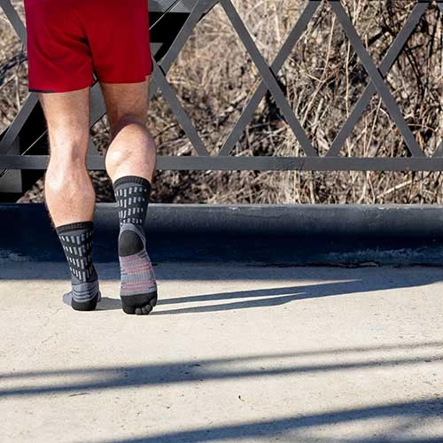 Injinji Men's Ultra Run Crew Sock - Obsidian 6 Injinji Men's Ultra Run Crew Sock - Obsidian - Image 6