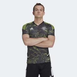 ADIDAS Men's Manchester United Condivo 22/23 Training Top - Semi Solar Slime/Black