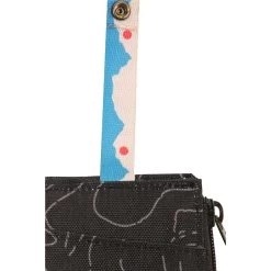 KAVU Clipper Card Case - Black Topo 8 KAVU Clipper Card Case - Black Topo -Sportswear Sales Store 9464 BLACKTOPO L4