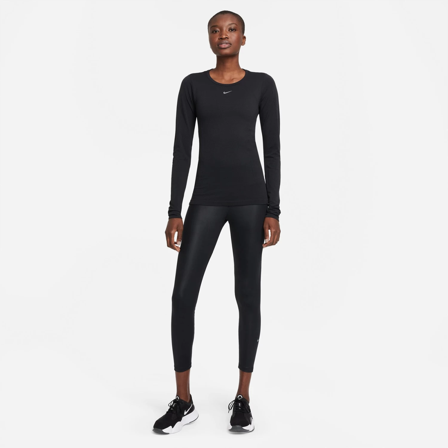 Women's Nike Dri-FIT ADV Seamless Long Sleeve Top - Black/Reflective Silver 3 Women's Nike Dri-FIT ADV Seamless Long Sleeve Top - Black/Reflective Silver - Image 3