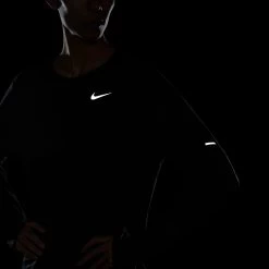 Men's Nike Dri-FIT Element Running Crew - Black/Reflective Silver 9 Men's Nike Dri-FIT Element Running Crew - Black/Reflective Silver -Sportswear Sales Store DD4754 010 PHSYM004 1500