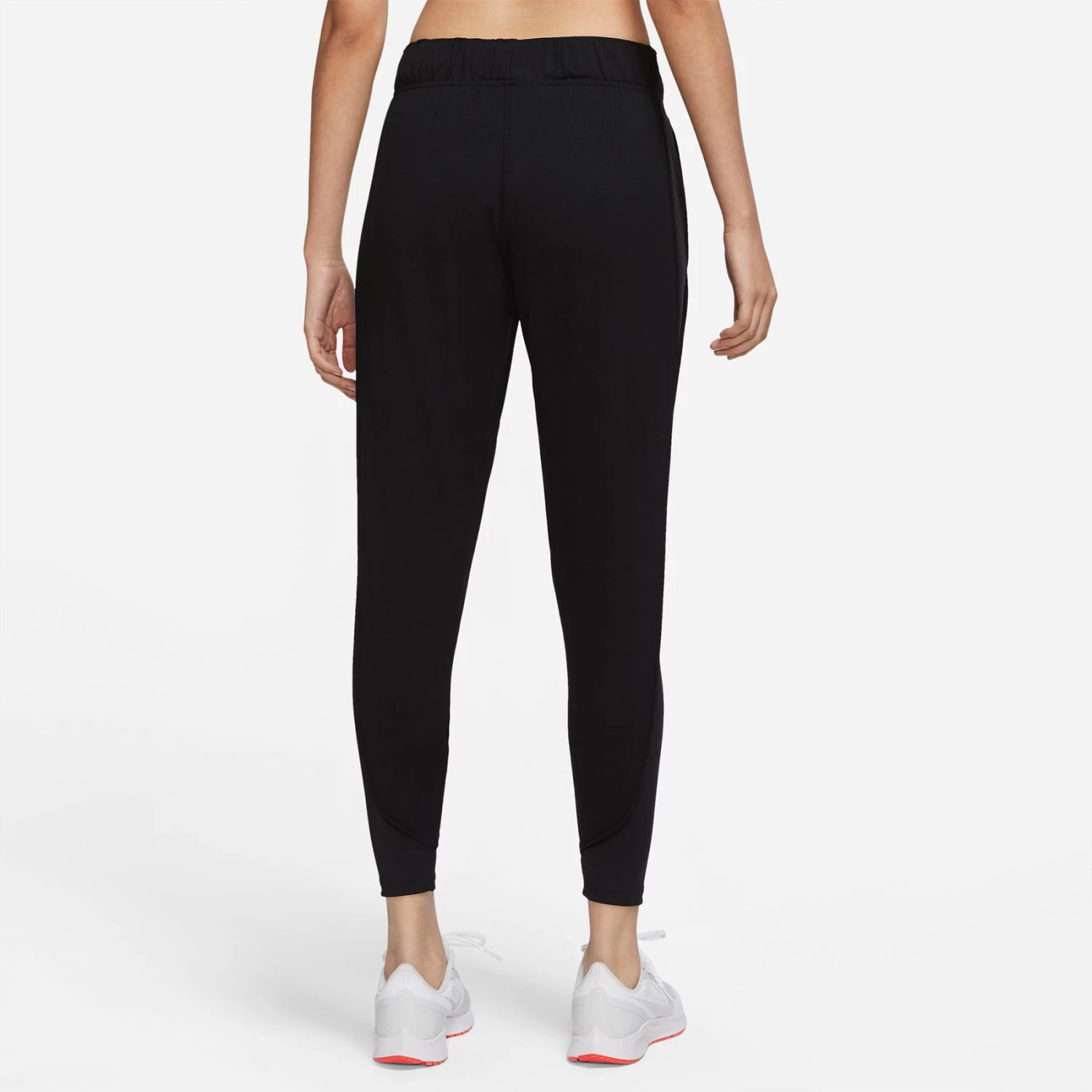 Women's Nike Therma-FIT Essential Running Pants - Black/Black/Reflective Silver 2 Women's Nike Therma-FIT Essential Running Pants - Black/Black/Reflective Silver - Image 2