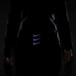 Nike Women's Run Division Jacket - Black 17 Nike Women's Run Division Jacket - Black -Sportswear Sales Store DQ6561 010 PHSYM201 1