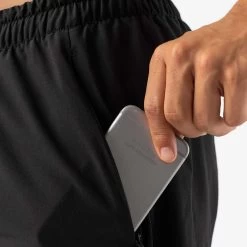 Men's Runners - Black -Sportswear Sales Store DSC00337 2048x 5bf73a50 0483 4440 acb0 b2f587886b0a