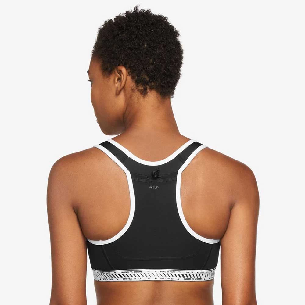 Nike Women's Swoosh On The Run Bra - Black 2 Nike Women's Swoosh On The Run Bra - Black - Image 2