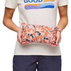 Cotopaxi Women's Teca Cálido Hooded Jacket Print - Wink Wink 17 Cotopaxi Women's Teca Cálido Hooded Jacket Print - Wink Wink -Sportswear Sales Store F23 W Teca Calido Hooded Jacket Print Wink Wink 21