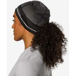 Nathan HyperNight Reflective Pony Tail Beanie - Black/Geo Print 6 Nathan HyperNight Reflective Pony Tail Beanie - Black/Geo Print -Sportswear Sales Store NS10420 00180 HyperNightReflectivePTBeanie onBody 5 720x 9adc2815 42bb 4989 8081 d2627be093a6