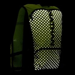 Nathan HyperNight QuickStart 2.0 4L Hydration Pack - Hi Vis Yellow/Geo Print 9 Nathan HyperNight QuickStart 2.0 4L Hydration Pack - Hi Vis Yellow/Geo Print -Sportswear Sales Store NS30370 40044 HypernightQuickStart2 4L detail 1