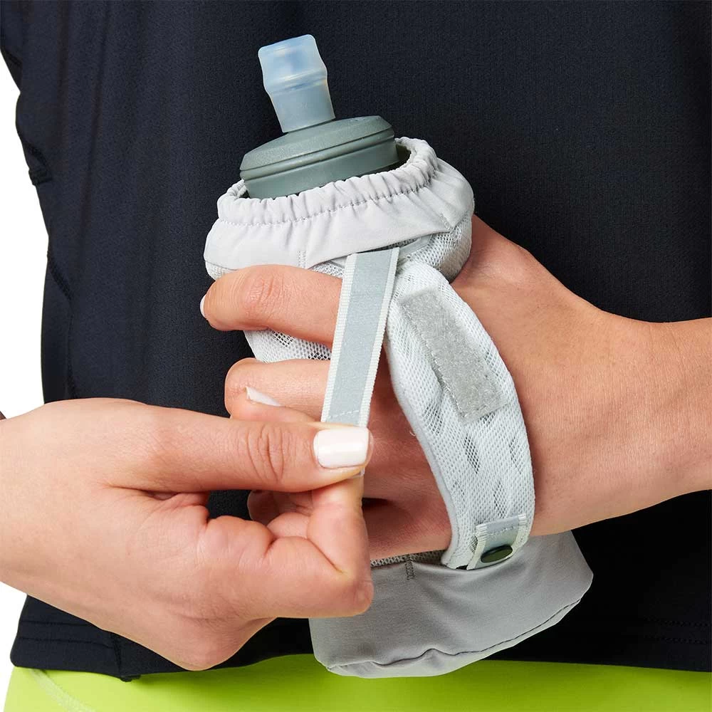 Nathan ExoDraw 2.0 (18oz) Handheld Water Bottle - Vapor Grey/Estate Blue 4 Nathan ExoDraw 2.0 (18oz) Handheld Water Bottle - Vapor Grey/Estate Blue - Image 4