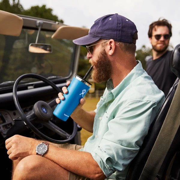 Hydro Flask Medium Press-In Straw Lid - Black 2 Hydro Flask Medium Press-In Straw Lid - Black - Image 2