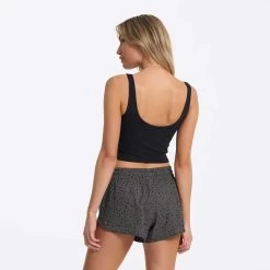 Vuori Women's Daily Crop Tank - Black -Sportswear Sales Store VW1027BLK 07125 0452606f 3516 46a1 853b c1d1ac15a343 1200x crop center jpg