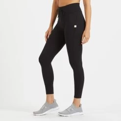 Vuori Women's Daily Legging - Black -Sportswear Sales Store VW323BLK 2 800x 65fc3544 a1f5 4e85 b4b3 c052501be0ec