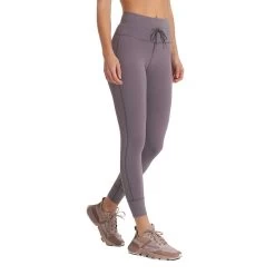 Vuori Women's Daily Legging - Sawyer 8 Vuori Women's Daily Legging - Sawyer -Sportswear Sales Store VW323SAW SP23 W ECOMM PANTS DETAIL 2691 1x1 486367fb 77c8 40b0 9f1f 0aedfbb9b90e