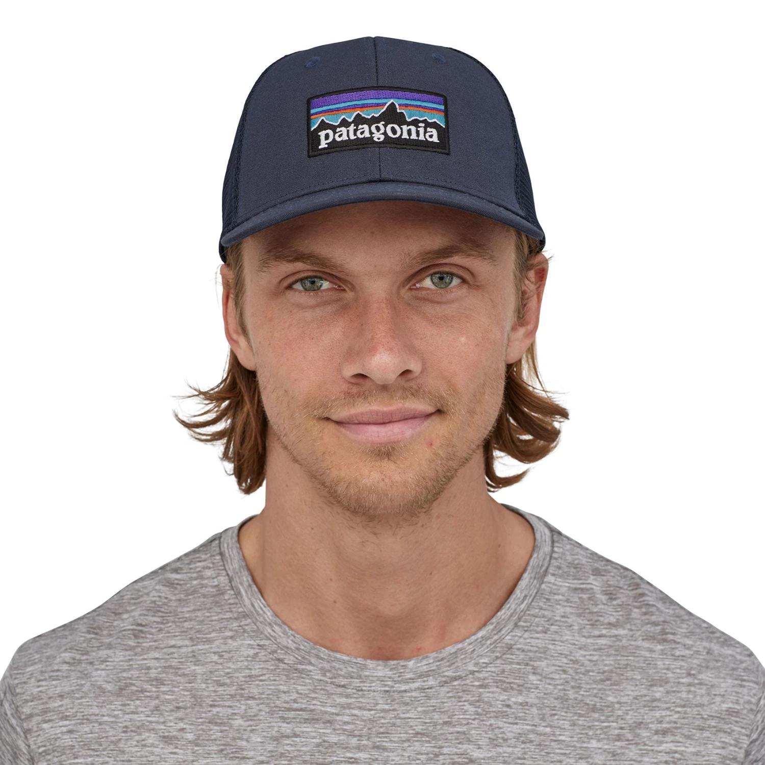 Patagonia Unisex P-6 Logo Trucker Hat - Navy Blue 2 Patagonia Unisex P-6 Logo Trucker Hat - Navy Blue - Image 2
