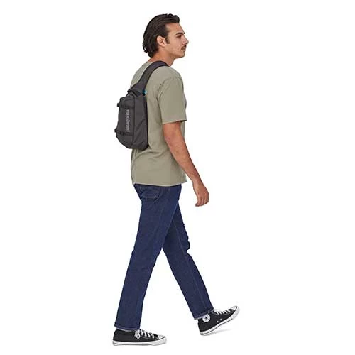 Patagonia Unisex Atom Sling 8L - Black 4 Patagonia Unisex Atom Sling 8L - Black - Image 4