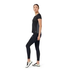 On Running Women's Performance T - Black/Dark -Sportswear Sales Store webimage c9059c9e 38a2 4f80 98d0 5386d9c90aff